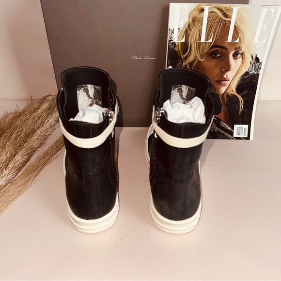 RICK OWENS Black High Sneakers - Picture 5 of 5